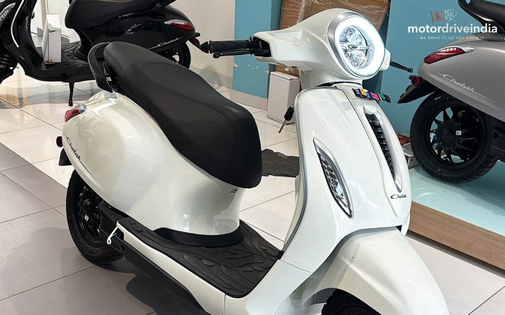 Bajaj Chetak 3001